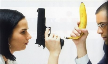 Моббинг — практика офисных войн Буллинг