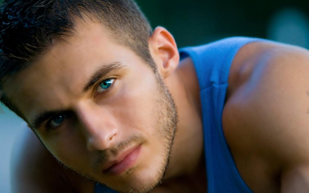 Мануил — значение имени Мануи