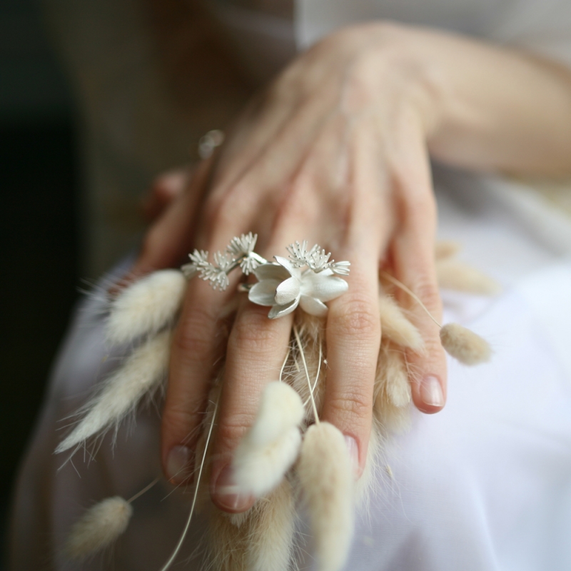 необычные ювелирные изделия из серебра