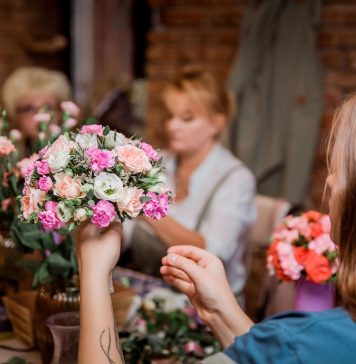 ЦВЕТОЧНАЯ МАСТЕРСКАЯ FLOWERLAB