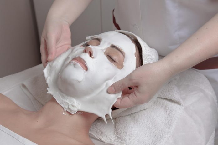 Новые альгинатные маски: обзор