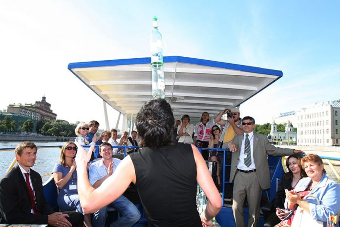 Праздник на теплоходе: плюсы