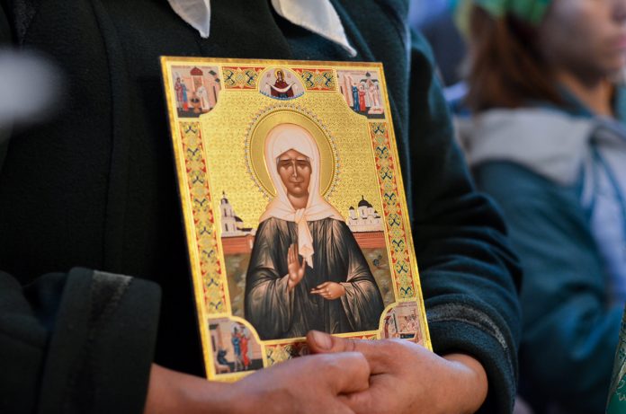 Может ли молитва Матроне Московской вернуть мужа домой за один день