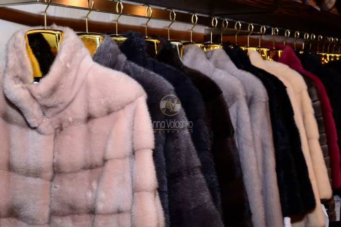 Советы женщине, покупающей длинную норковую шубу