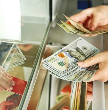 Как происходит обмен валют