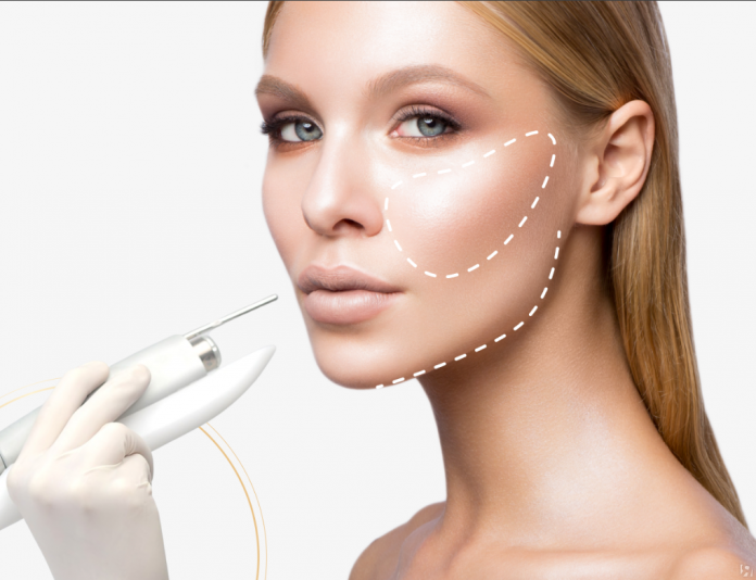 Плюсы лазерного омоложения лица.