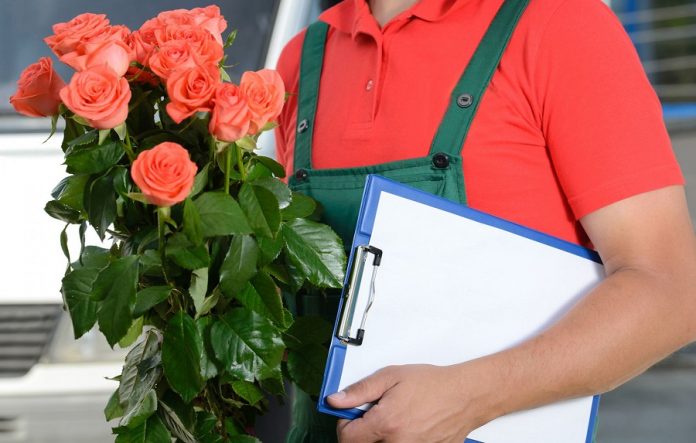 Преимущества покупки цветов с доставкой
