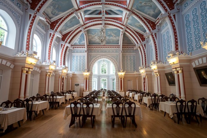 Почему стоит выбрать именно Санаторий Гурзуфский