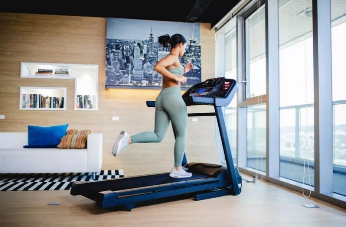 Как выбрать беговую дорожку для дома