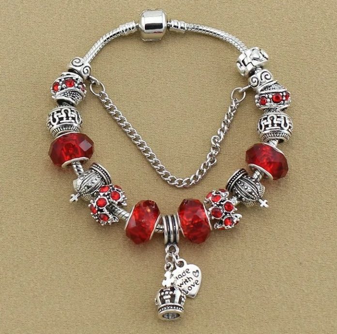 Как правильно собрать браслет Пандора с шармами