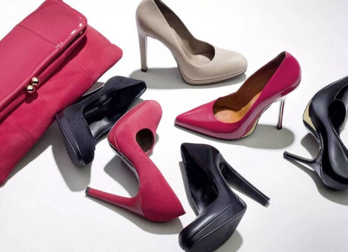 Преимущества покупки обуви оптом