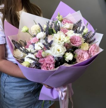 Почему букеты из эустомы так популярны