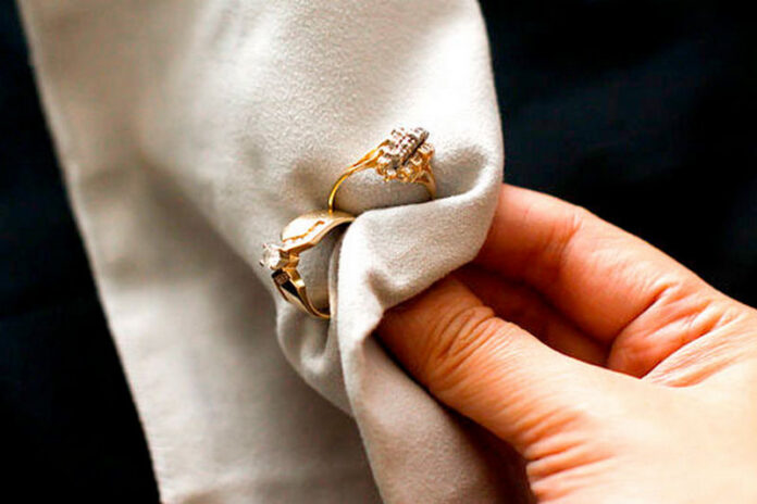 Как ухаживать за ювелирными украшениями