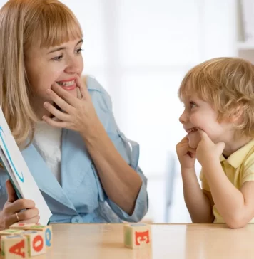 Что входит в реабилитацию при отсутствии и нарушении речи у ребенка