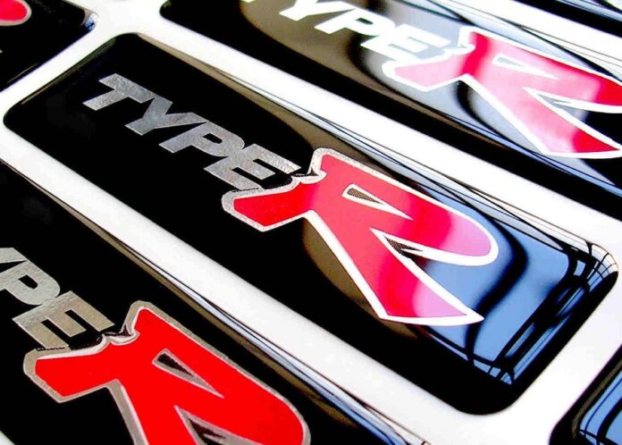 Объемные наклейки со смолой: преимущества и применение