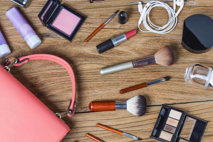 Косметические аксессуары для дома