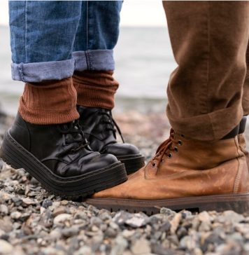 Как носить мужские ботинки с костюмом: дресс-код и стиль