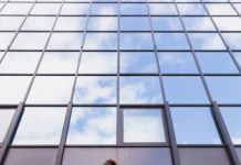 Женская одежда для бизнеса в Санкт-Петербурге