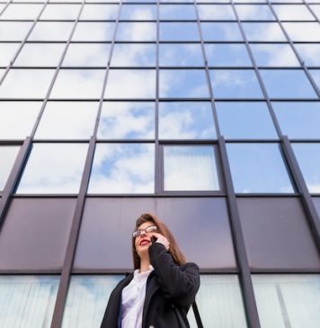 Женская одежда для бизнеса в Санкт-Петербурге