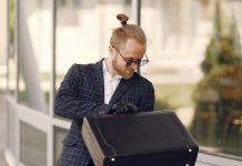 Лучшие женские рюкзаки для делового стиля