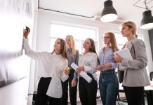 Женские Бизнес Клубы и Деловая Женщина