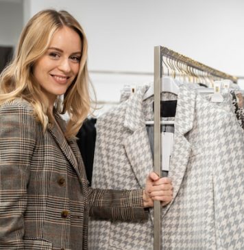 Открытие бизнеса в сфере женской одежды