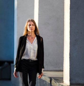 Женский костюм бизнес леди — стиль и профессионализм