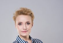 Женский Бизнес Портрет — Искусство Представлять Себя