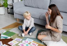 Занятия с логопедом для детей: какие особенности?