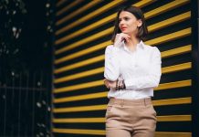 Женский Бизнес Стиль Одежды — Советы для Успешных Деловых Встреч