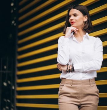 Женский Бизнес Стиль Одежды — Советы для Успешных Деловых Встреч