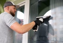 Мойка витрин: какие особенности