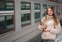 Заказать ЖД билет на поезд онлайн: какие преимущества