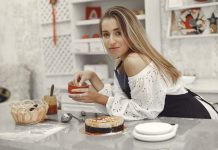 Купить торт на заказ: как выбрать идеальный сладкий шедевр