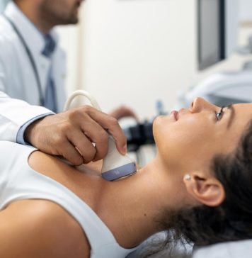 УЗИ щитовидной железы: Зачем оно нужно и как выбрать клинику?
