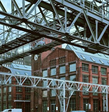 Изготовление металлоконструкций: Как создать прочное основание для вашего проекта