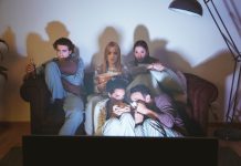 Фан-сайт сериала «Постучись в мою дверь»: Входите в мир любви и интриг