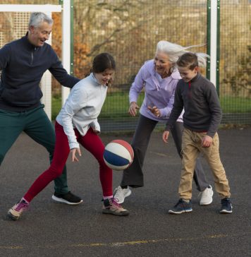 Как подобрать игровой комплекс для детей с учетом возраста и интересов на даче