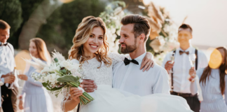 Ведущий на свадьбу: как выбрать профессионала, который сделает праздник незабываемым