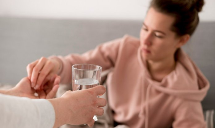 Выведение из запоя на дому: как помочь человеку безопасно