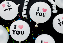 Онлайн-печать наклеек: современное решение для бизнеса и творчества