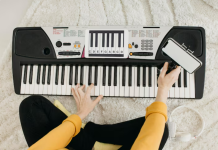 Чем отличается цифровое пианино от синтезатора