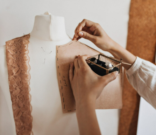 Преимущества ремонта и пошива одежды в профессиональном ателье