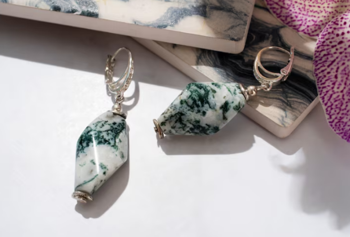 Украшения из натуральных камней: тайная сила, заключённая в гранях