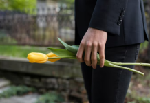 Как хоронят людей, у которых нет родственников