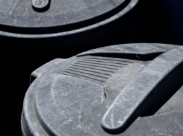 Люк чугунный: надежное решение для защиты инженерных коммуникаций