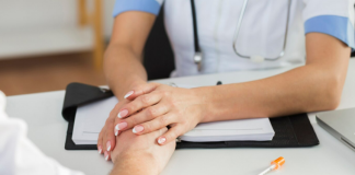 Наркологическая помощь: путь к восстановлению и новой жизни