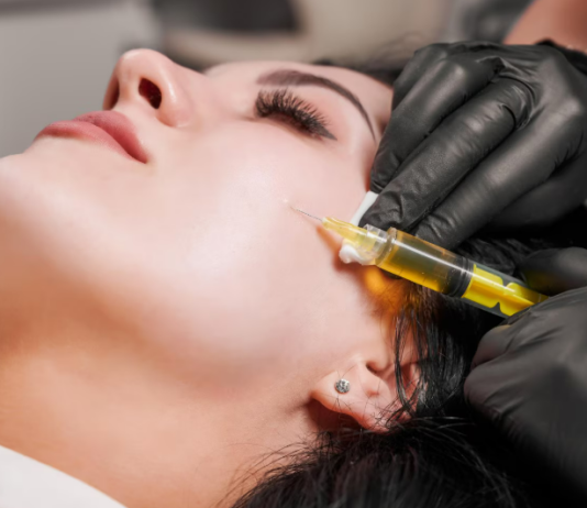 Плазмолифтинг для лица и волос: как собственная кровь становится эликсиром молодости